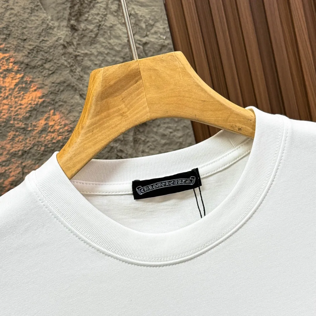 P170 Chrome Hearts* Chrome Hearts are made of 320g double yarn fabric, 1*1 Solona rib, imported digital front and rear white ink direct injection, loose version, same style for men and women. Color: Black White Size: XS S M L